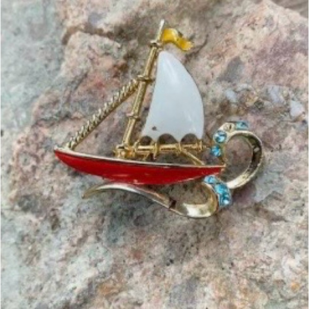 Vintage Gold-Tone Red & White Sailboat Brooch - Women Jewelry